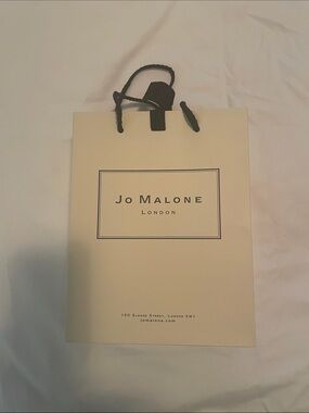 Jo Malone Cream Gift Bag with Black Rope Handles